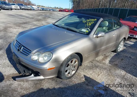 2004 Mercedes-Benz Clk 320 z USA, uszkodzony, nr VIN WDBTK65GX4T012529